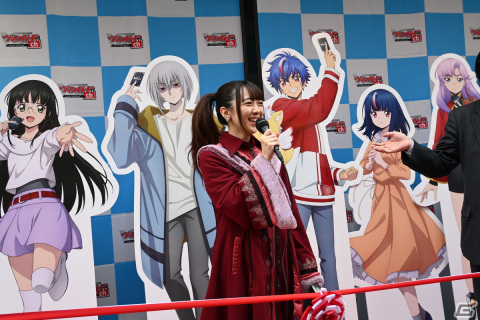 「カードファイト!! ヴァンガード」クイックスタートデッキ発売記念セレモニーをレポート！西尾夕香さんが「Divinez」の見どころや収録裏話を明かすの画像3