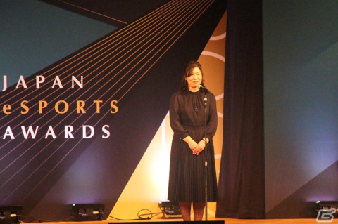 第1回「日本eスポーツアワード」をレポート――あcola選手が「年間最優秀eスポーツプレイヤー賞」など3つの賞を受賞の画像