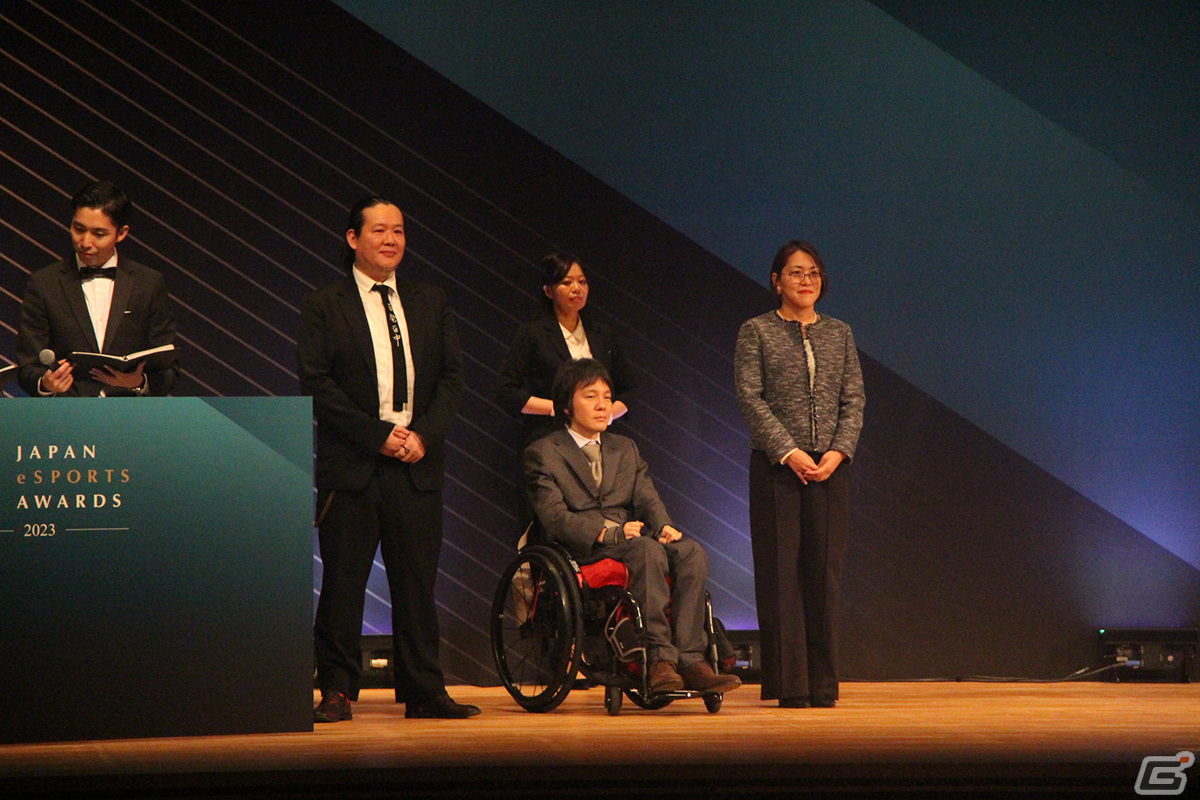 第1回「日本eスポーツアワード」をレポート――あcola選手が「年間最優秀eスポーツプレイヤー賞」など3つの賞を受賞の画像