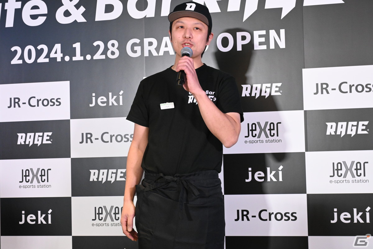 カフェの店長を務めるつちださん