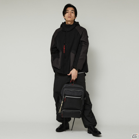 「Ghost of Tsushima」コラボアイテム第2弾が登場！冥人の面頬を刺繍したアウター、境井仁が纏う鎧を思わせる腕時計やバッグがラインナップの画像
