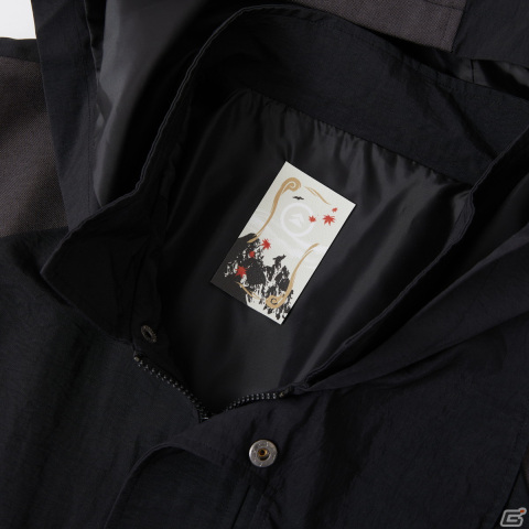 「Ghost of Tsushima」コラボアイテム第2弾が登場！冥人の面頬を刺繍したアウター、境井仁が纏う鎧を思わせる腕時計やバッグがラインナップの画像