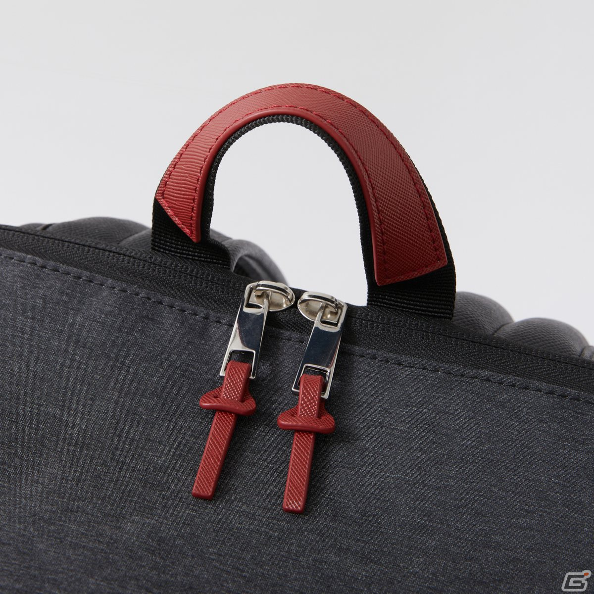 「Ghost of Tsushima」コラボアイテム第2弾が登場！冥人の面頬を刺繍したアウター、境井仁が纏う鎧を思わせる腕時計やバッグがラインナップの画像34