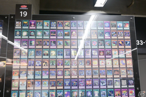 「遊戯王デュエルモンスターズ 決闘者伝説 QUARTER CENTURY」会場フォトレポート！1万枚以上のカードが並ぶ全カード展示エリアや原作「遊☆戯☆王」展示コーナーは圧巻の画像18
