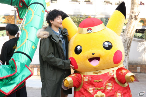 ポケモンスペシャルアニメ「ただいま」公開記念イベントとしてレックウザモチーフの「龍舞」お披露目式が実施!の画像