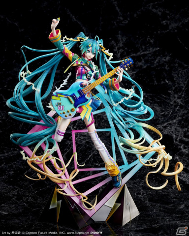 「初音ミク JAPAN TOUR 2023 ～THUNDERBOLT～」キービジュアルがスケールフィギュア化！の画像4