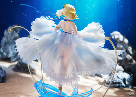 「アズレン」より「ジャンヌ・ダルク 蒼浪の映画聖女」が1/7スケールでフィギュア化！身体の聖痕まで忠実に再現の画像3