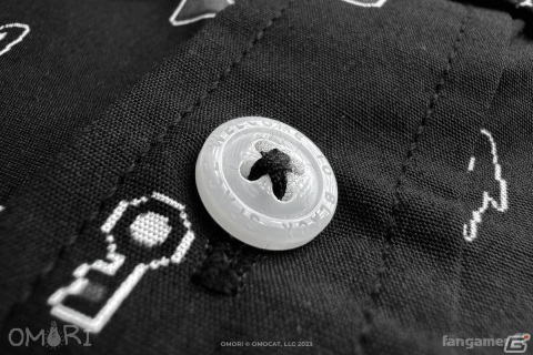 「OMORI」とFangamerがコラボした半袖シャツ、お弁当箱、ネックポーチ、キャップが登場！の画像7