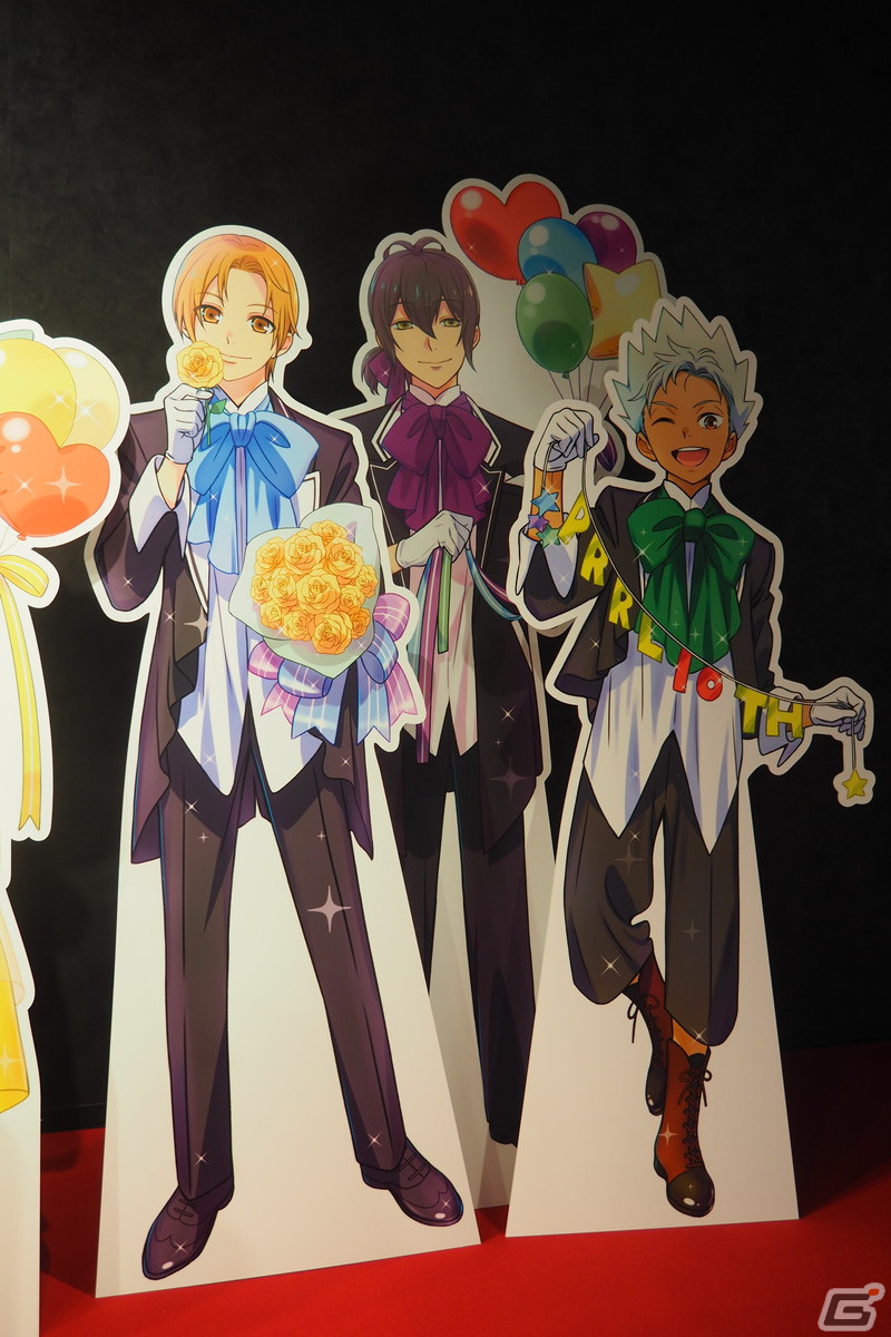 「プリティーリズム・レインボーライブ10周年展」内覧会をレポート！アニメを振り返る展示やキャストコメント、初公開の“プリズムレインボーギター”に注目の画像21