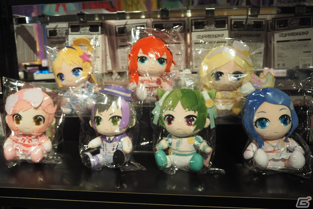「プリティーリズム・レインボーライブ10周年展」内覧会をレポート！アニメを振り返る展示やキャストコメント、初公開の“プリズムレインボーギター”に注目の画像45