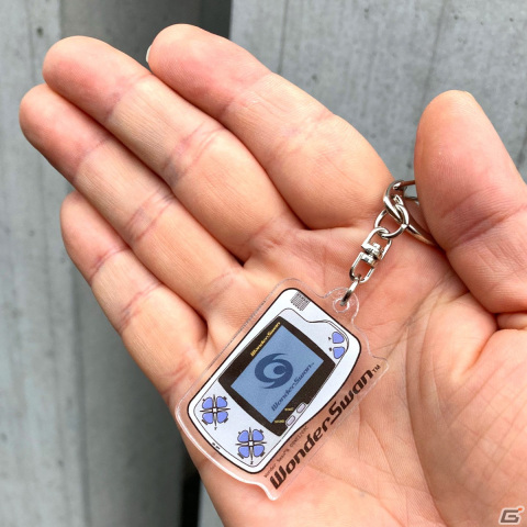 「ワンダースワン」発売25周年！透明ステッカーやアクキー、アパレルアイテムなどが初の商品化の画像5