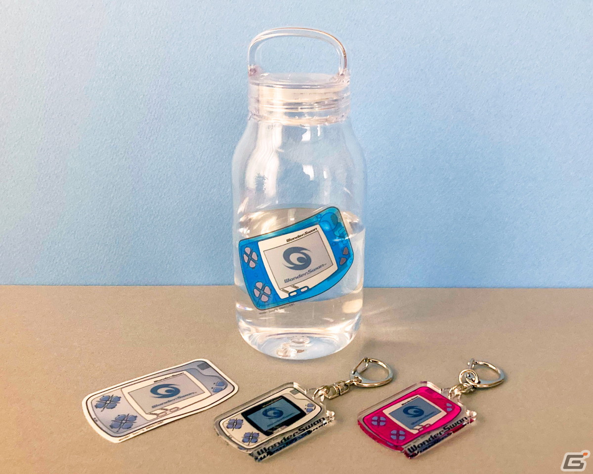 「ワンダースワン」発売25周年!透明ステッカーやアクキー、アパレルアイテムなどが初の商品化の画像