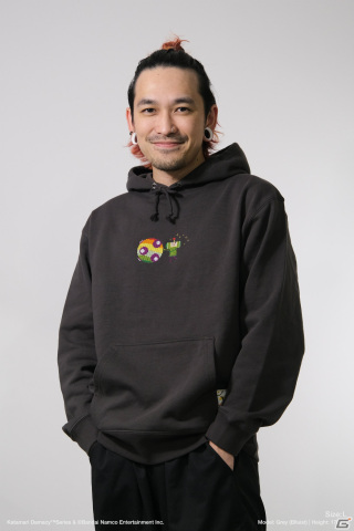 「塊魂×TORCH TORCH」コラボアイテムの一般販売が開始!王子、ミソのキャップに加えパーカーの新色も登場の画像