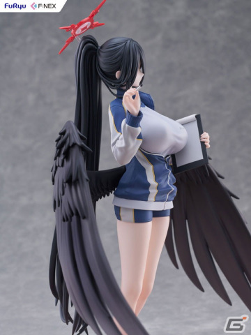 「ブルアカ」Mx2J氏が描いたハスミ(体操服)がフィギュア化!特徴的な大きな翼や美しく長い黒髪を束ねたポニテなどを忠実に再現の画像