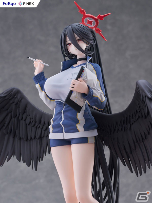 「ブルアカ」Mx2J氏が描いたハスミ（体操服）がフィギュア化！特徴的な大きな翼や美しく長い黒髪を束ねたポニテなどを忠実に再現の画像11