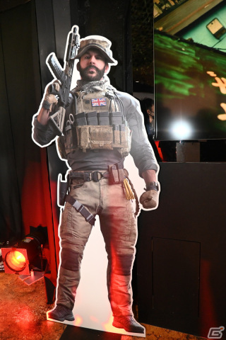 「Call of Duty: Warzone Mobile」メディア発表会をレポート！「SHIBUYA BASE」ではとにかく明るい安村さんのパンツが当たる巨大ガチャもの画像