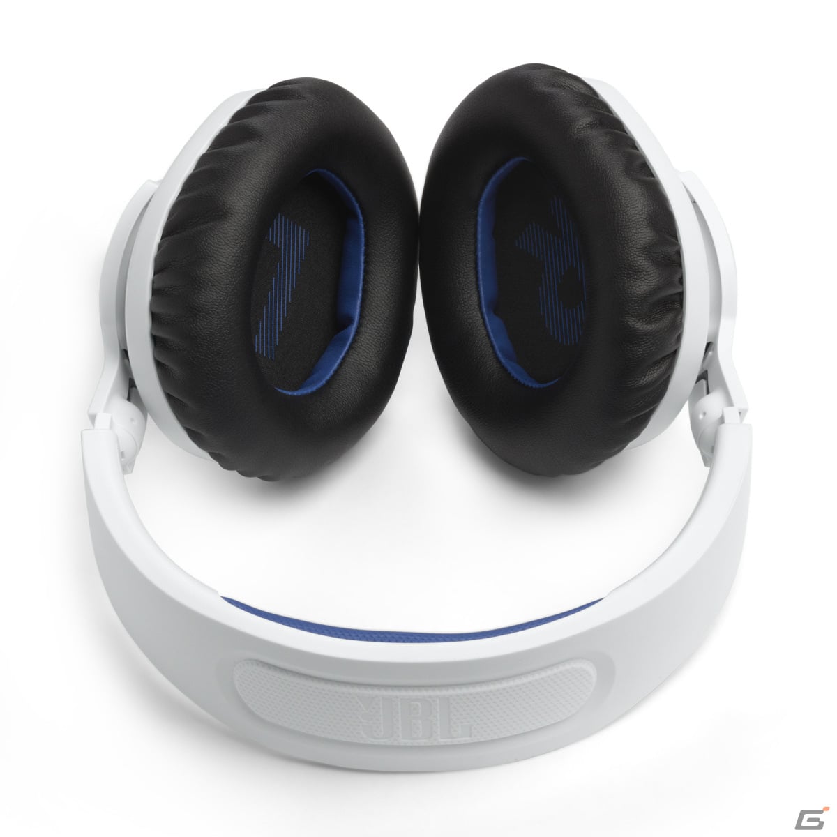 ゲーミングヘッドセット「JBL Quantum 360P WIRELESS」が発売!低遅延の2.4GHzワイヤレスとBluetoothのデュアルワイヤレス接続を実現の画像
