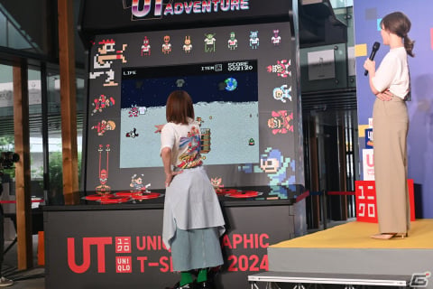 「UT×GAME カプコン40周年 UT発売イベント」に白石麻衣さんと吉田沙保里さんが登場!高さ約3メートルを誇るアーケードゲーム機もの画像