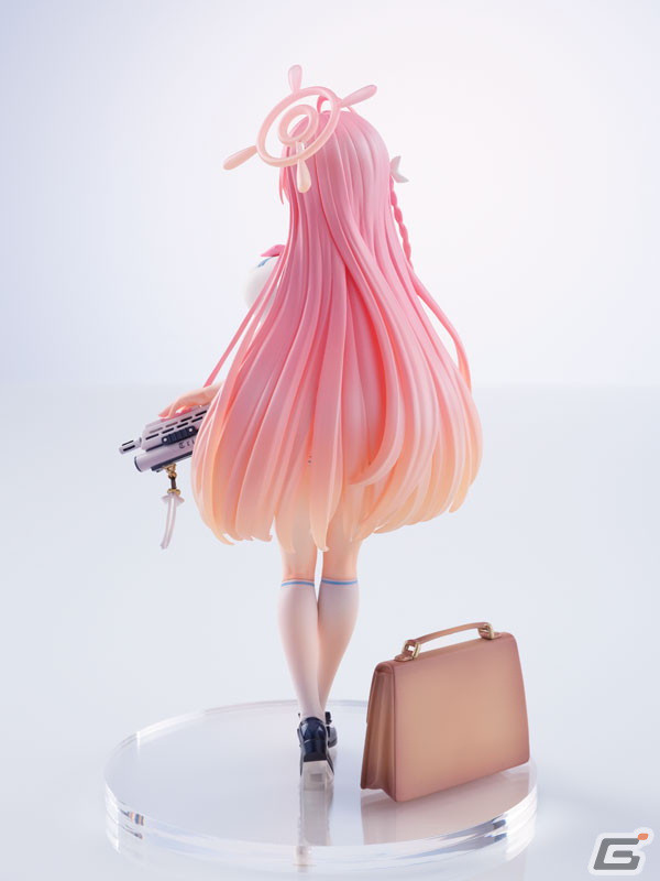 「ブルアカ」よりハナコの1/7スケールフィギュアが登場！DX Ver.では制服姿と水着姿を並べて展示可能の画像