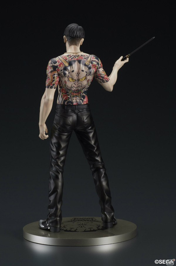 龍が如く」シリーズより刺青姿の真島吾朗がスタチューフィギュア化