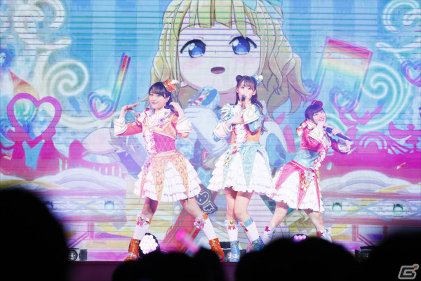 アニメ「プリパラ」シリーズ単独ライブ「プリパラフレンドシップメモリー」のオフィシャルレポートが到着！の画像2