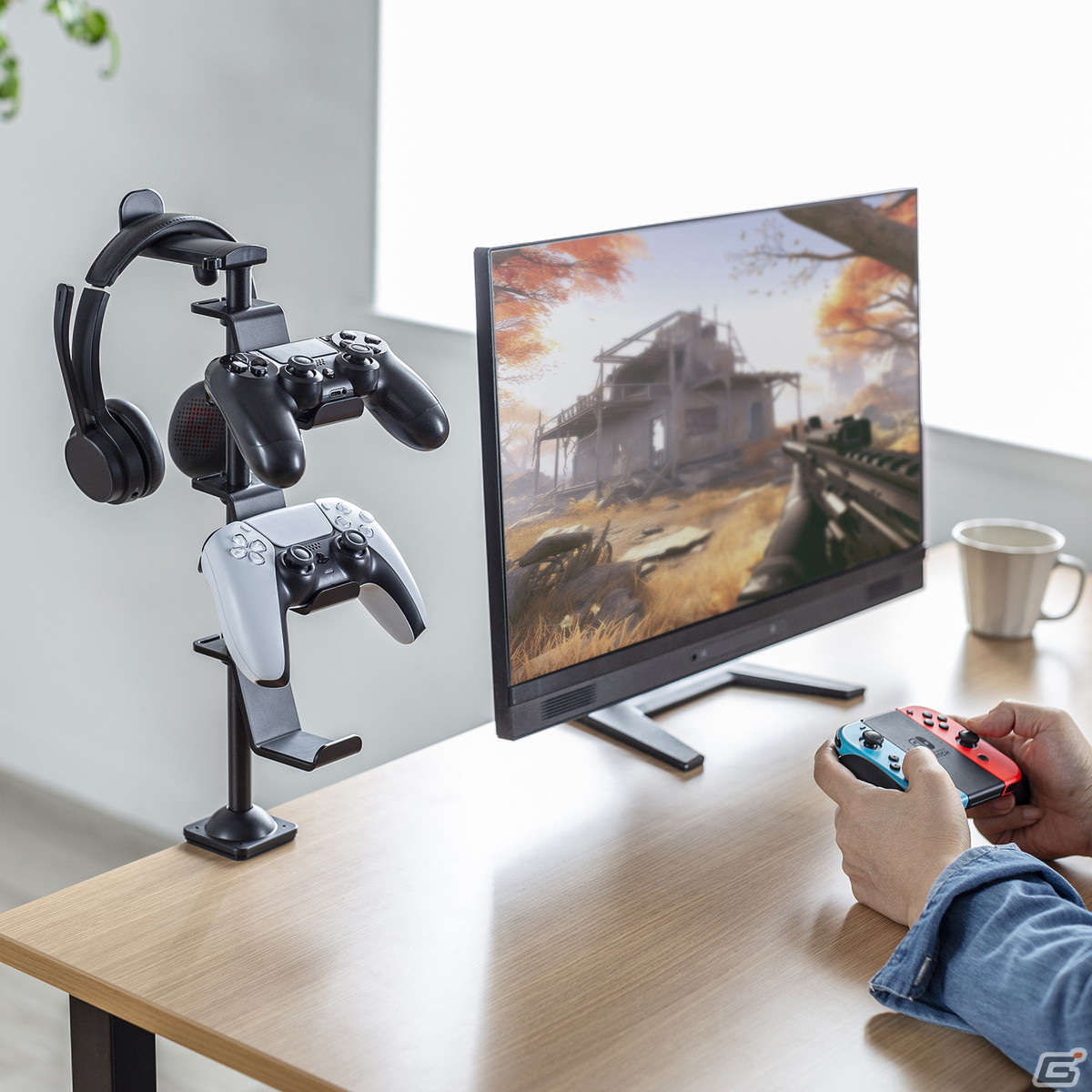 ゲームパッド3台とヘッドホンを縦に収納できるクランプ固定のスタンド「JY-STN2シリーズ」が発売!の画像