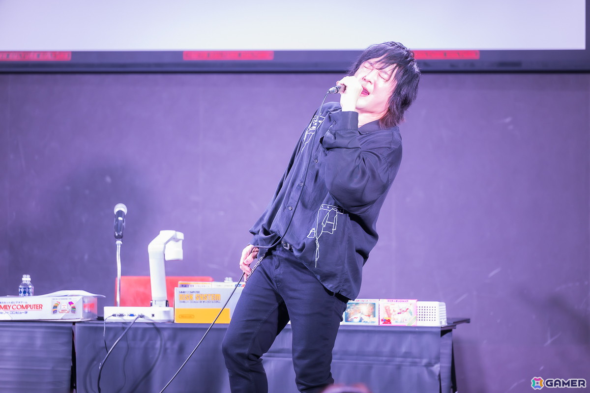 「SURFACE椎名慶治の燃えろ！！！レトロゲーム実況決定版vol2！！！」レポート！椎名さんが思い出に残るゲームにまつわるエピソードを赤裸々に語ったの画像