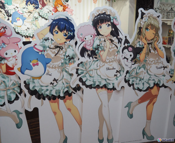 「ナナシス」サンリオキャラクターズとのコラボカフェを紹介！777☆SISTERSのメンバーが描き下ろしで登場、ユニットをイメージしたメニューもの画像