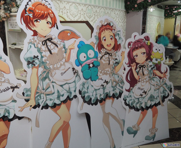 「ナナシス」サンリオキャラクターズとのコラボカフェを紹介！777☆SISTERSのメンバーが描き下ろしで登場、ユニットをイメージしたメニューもの画像