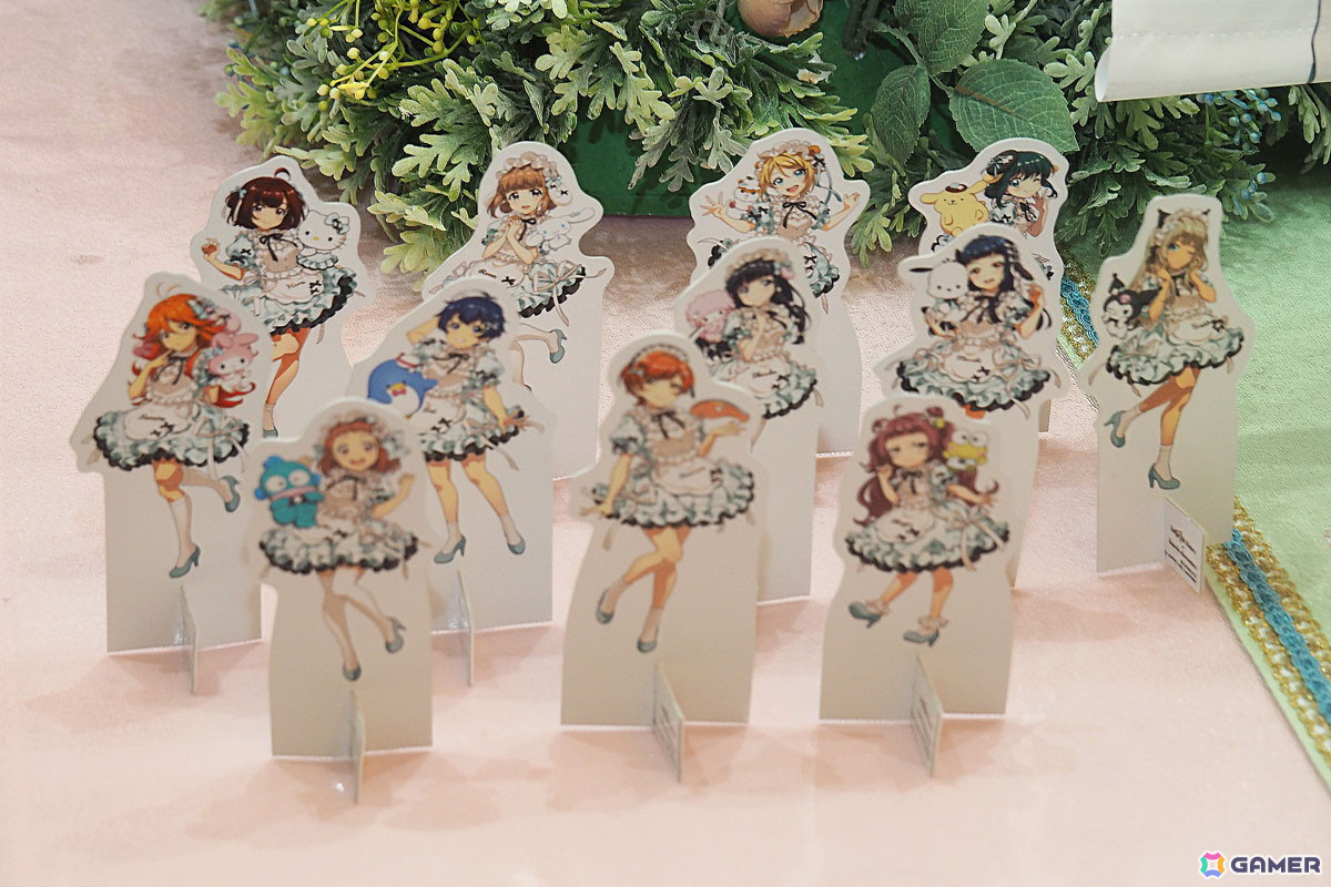 「ナナシス」サンリオキャラクターズとのコラボカフェを紹介！777☆SISTERSのメンバーが描き下ろしで登場、ユニットをイメージしたメニューもの画像13