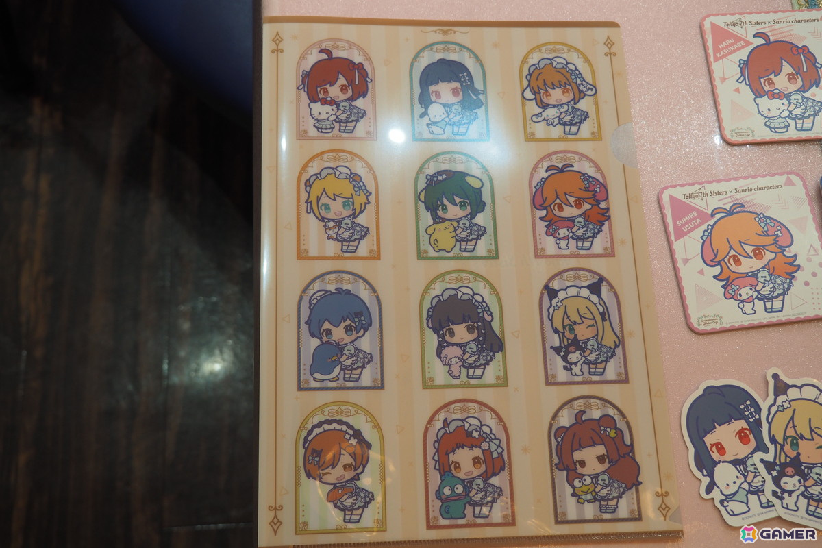 「ナナシス」サンリオキャラクターズとのコラボカフェを紹介！777☆SISTERSのメンバーが描き下ろしで登場、ユニットをイメージしたメニューもの画像16