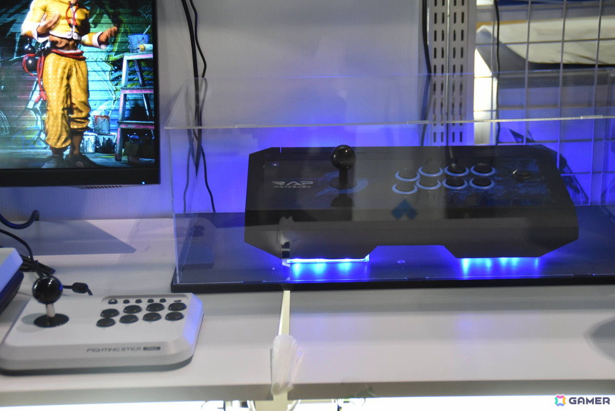 「EVO Japan 2024」に現地参加するとプロに会えたりグッズが買えたり良いこと満載！オフ大会の面白さをフォトレポートの画像