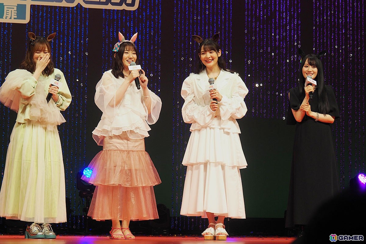 劇場版「ウマ娘 プリティーダービー 新時代の扉」藤本侑里さん、上坂すみれさん、小倉唯さん、福嶋晴菜さんがドレスアップした姿で登場した完成披露プレミアレポートの画像
