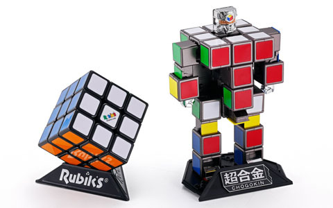 「超合金 ルービックキューブ」10月発売！胸部のパネルはロケットパンチギミックで発射