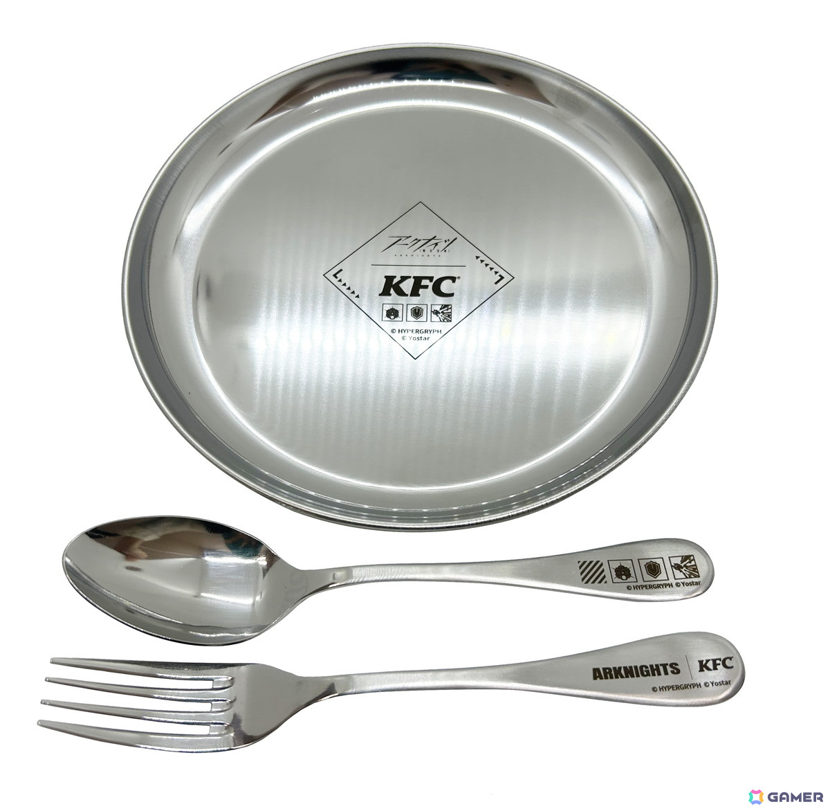 KFCネットオーダー限定で「アークナイツコラボセット」が5月16日より販売!グッズ販売やゲーム内イベントもの画像