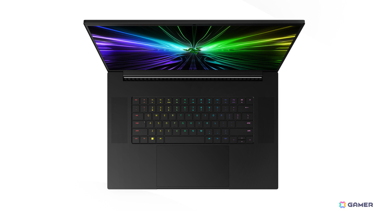 世界初18インチ4K 200Hzディスプレイ搭載のゲーミングノートPC「Razer Blade 18」が5月25日に発売！第14世代 Core i9-14900HXなどを搭載の画像7