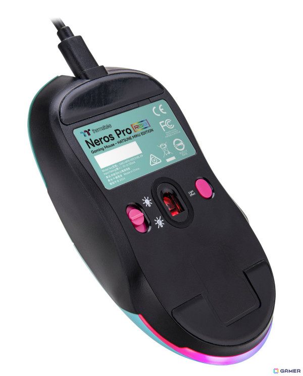 アスク×初音ミクのThermaltake製ゲーミングマウス＆マウスパッドが発表！maple氏によるキュートなイラストに注目の画像8