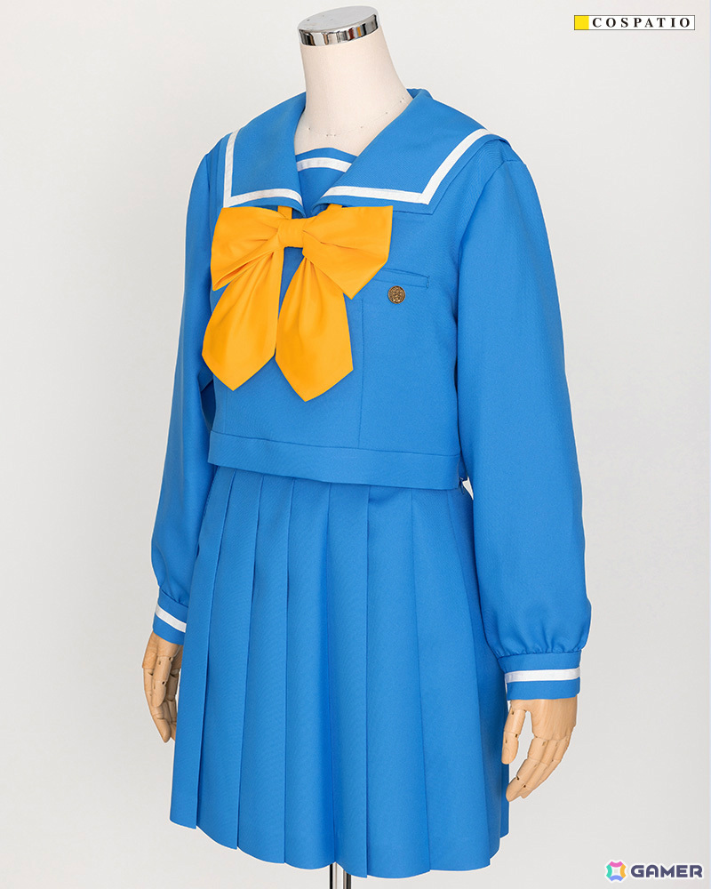 「ときめきメモリアル」詩織たちが着ている「きらめき高校女子冬/夏制服」が公式コスチュームに!胸章ピンズも登場の画像