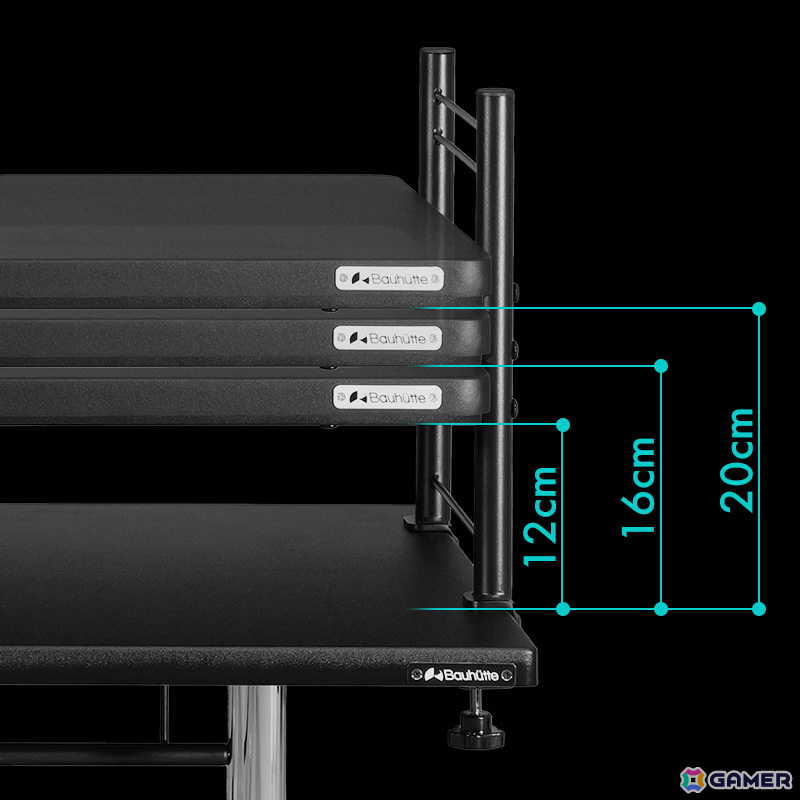 今あるデスクに後付けで“推し活デスク”化！Bauhutteより大型デスクラック＆タペストリー専用ハンガーが発売の画像