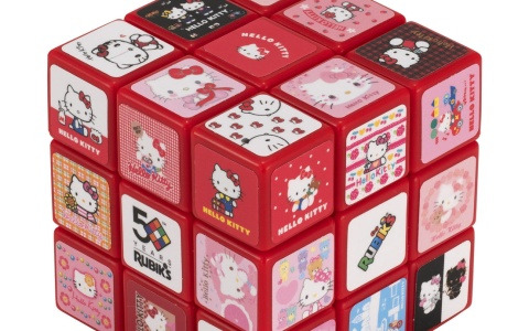 「ハローキティ 50th ルービックキューブ」が10月中旬に発売！1974年から2024年までのハローキティを各マスにデザイン