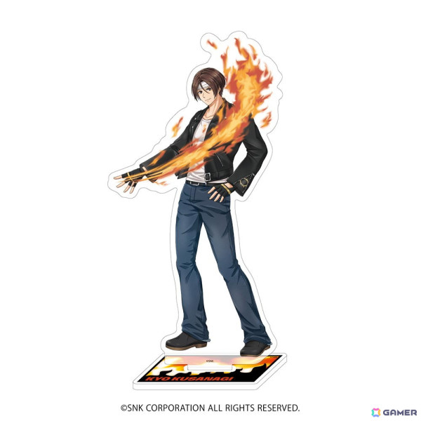 「KOF XV」京と庵の等身描き起こしアクリルスタンドが新発売！ポップなイラストの缶バッジやキーホルダもの画像