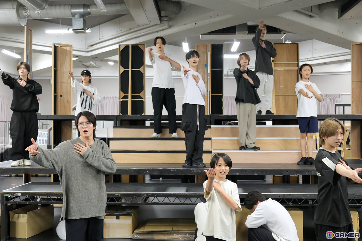 「Butlers' 歌劇『悪魔執事と黒い猫』～薔薇薫る舞踏会編～」の稽古場レポートが公開！執事と“瞑想”する回替わりイベントも発表の画像4