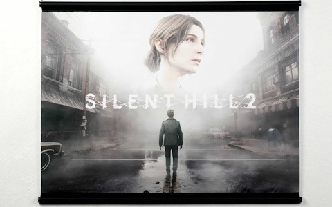 「SILENT HILL」キービジュアルや描き下ろしアートを使用したB2サイズタペストリー5種が予約受付中！