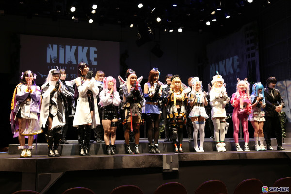背中で魅せるガンガールたちの魅力をステージで再現した舞台「NIKKE THE STAGE」のゲネプロをレポートの画像3
