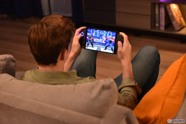 SSDを交換できるハンドヘルドゲーミングコンソール「OneXPlayer X1-Mini」のクラウドファンディングが開始！の画像