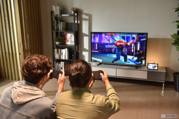 SSDを交換できるハンドヘルドゲーミングコンソール「OneXPlayer X1-Mini」のクラウドファンディングが開始！の画像