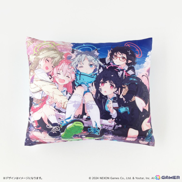 「ブルアカ」Tカードの券面イラストを使用したグッズが登場！クッション、アクリルスマホスタンド、アクリル時計がラインナップの画像2
