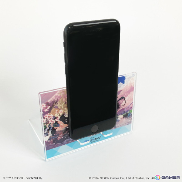 「ブルアカ」Tカードの券面イラストを使用したグッズが登場！クッション、アクリルスマホスタンド、アクリル時計がラインナップの画像7