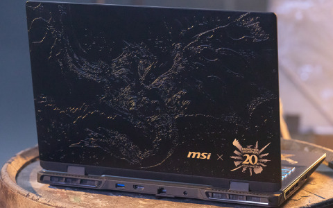 「モンスターハンター」シリーズ20周年を記念したMSIとのコラボゲーミングノートPCが発売！リオレウスの風格を表現したデザインに