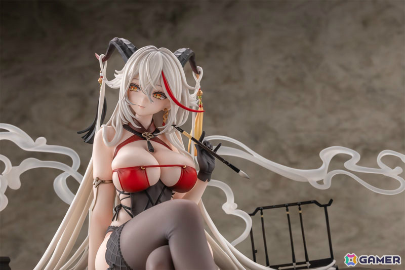 「アズレン」より「エーギル 祥雲に昇る金龍Ver.」が1/6スケールフィギュアに！机や香炉、煙エフェクトなども付属の画像
